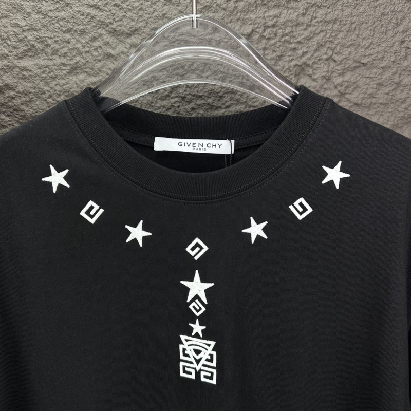 Givenchy T-Shirts